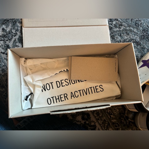 BNWOT Golden Goose SUPERSTAR CLASSIC WITH LIST size 42 / US 9 - Picture 5 of 9